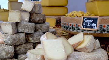 cycling in provence - french cheese
