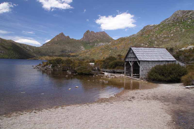 top places to go tasmania cradle mountain