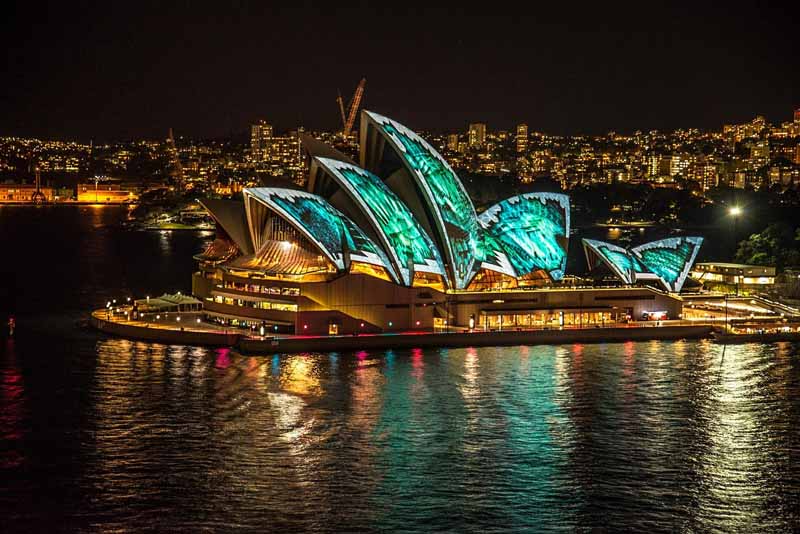 Iconic Australia opera house